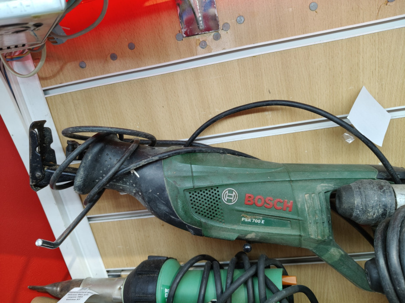 Сабельная пила Bosch PSA 700 E