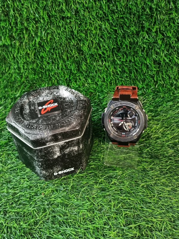 Часы наручные Casio G-Shock GST-210m